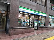 【コンビニエンスストア】ファミリーマート高田馬場駅西店まで277ｍ