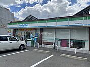 【コンビニエンスストア】ファミリーマート 吉田駅北店まで156ｍ