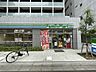 周辺：【コンビニエンスストア】ファミリーマート 飯田橋駅北店まで234ｍ