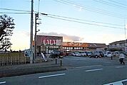【スーパー】フードマーケットマム 堀川店まで980ｍ
