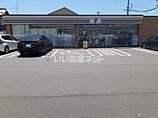 【コンビニエンスストア】セブンイレブン津市河芸町一色店まで195ｍ