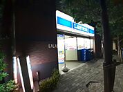 【コンビニエンスストア】ローソン秋葉原北口店まで885ｍ