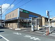 【銀行】三十三銀行 津新町支店まで655ｍ