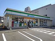 【コンビニエンスストア】ファミリーマート 別府若草町店まで102ｍ