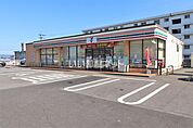 【コンビニエンスストア】セブン-イレブン 大分明野北店まで586ｍ