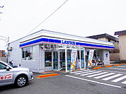 【コンビニエンスストア】ローソン 青森中央高校前店まで306ｍ