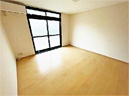 レオパレスＨＡＴＵＳＩＢＡ 105 1階1Kのリビング/ダイニング