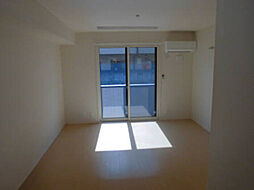 Tryall 103 1階ワンルームのリビング/ダイニング