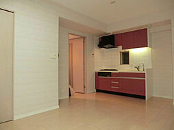 小田急小田原線 南新宿駅 徒歩7分の賃貸マンション 1階ワンルームのリビング/ダイニング