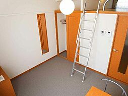 レオパレスジュネス 201 2階1Kのリビング/ダイニング