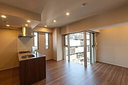 東京メトロ銀座線 外苑前駅 徒歩4分の賃貸マンション 4階1LDKのリビング/ダイニング