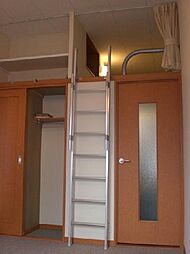 レオパレスＫＡＷＡＳＨＩ 203 2階1Kのリビング/ダイニング