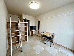 レオパレスルチェンテ 302 3階1Kのリビング/ダイニング