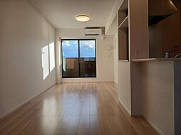 ラシア　III 205 2階2LDKのリビング/ダイニング