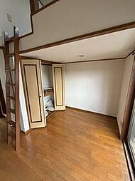 メゾン・フルール 201 2階ワンルームのリビング/ダイニング