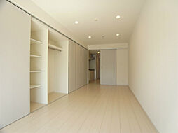 日暮里舎人ライナー 谷在家駅 徒歩12分の賃貸アパート 2階1Kのリビング/ダイニング