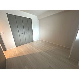 グランアッシュ江坂 13階