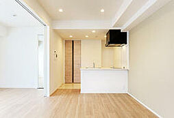 東京メトロ日比谷線 広尾駅 徒歩7分の賃貸マンション 2階1LDKのリビング/ダイニング