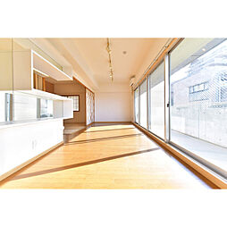 クレセント千里中央 3階3LDKのリビング/ダイニング