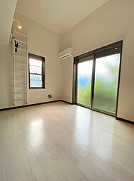 京急本線 県立大学駅 徒歩3分の賃貸アパート 2階1Kのリビング/ダイニング