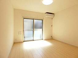 リブリ・La vie en rose 105 1階1Kのリビング/ダイニング