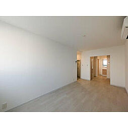 ＡＴＲＥＮ　ＤＥＵ 101 1階ワンルームのリビング/ダイニング