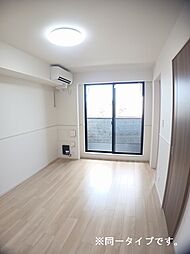 名古屋市営桜通線 鶴里駅 徒歩14分の賃貸アパート 3階2LDKのリビング/ダイニング