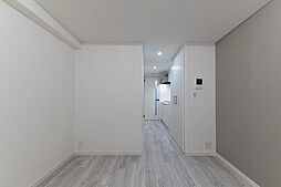 都営新宿線 新宿三丁目駅 徒歩5分の賃貸マンション 5階1DKのリビング/ダイニング