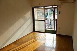 ミッレ・ミリア 202 2階1Kのリビング/ダイニング