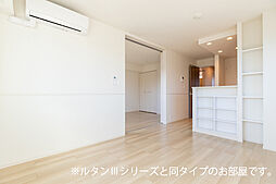 JR青梅線 拝島駅 徒歩3分の賃貸アパート 3階2LDKのリビング/ダイニング