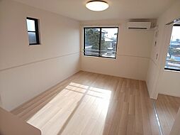 つくばエクスプレス つくば駅 バス45分 小田中部下車 徒歩4分の賃貸アパート 2階1LDKのリビング/ダイニング