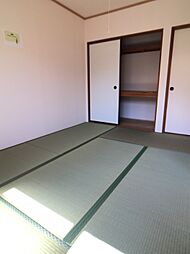 京王相模原線 南大沢駅 徒歩18分の賃貸アパート 2階2LDKのリビング/ダイニング