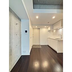 JR山手線 恵比寿駅 徒歩12分の賃貸マンション 1階1DKのリビング/ダイニング