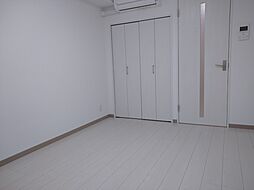 アセットホーム横浜 201 2階1Kのリビング/ダイニング