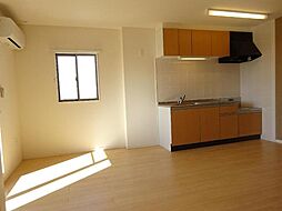 名鉄豊田線 米野木駅 バス9分 三本木下車 徒歩3分の賃貸アパート 2階2LDKのリビング/ダイニング