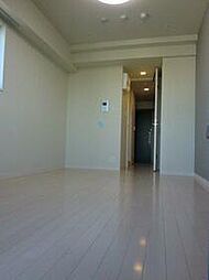 京急本線 八丁畷駅 徒歩7分の賃貸マンション 10階1Kのリビング/ダイニング