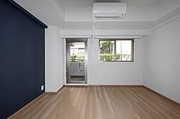 東京メトロ千代田線 赤坂駅 徒歩6分の賃貸マンション 1階ワンルームのリビング/ダイニング