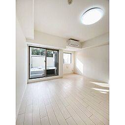都営三田線 西高島平駅 徒歩14分の賃貸マンション 地下1階1Kの室内