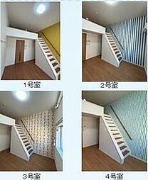 クリムゾンハイツ的場 101 1階1Kのリビング/ダイニング