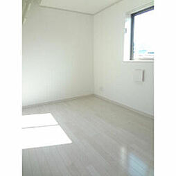 京急本線 大森町駅 徒歩6分の賃貸アパート 3階1Kのリビング/ダイニング