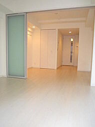 ガーラ・プレシャス横濱関内 4階1DKのリビング/ダイニング