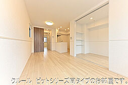 アンサンブルIII 202 2階1LDKのリビング/ダイニング