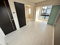 ヴェルジェメゾンI 2階1LDKのリビング/ダイニング