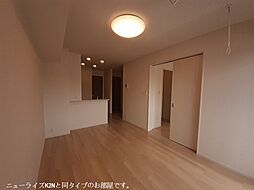 ル・ソレイユ六光寺 105 1階1LDKのリビング/ダイニング