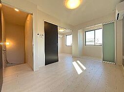 メゾン　アヴニール 2階1LDKのリビング/ダイニング