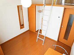 京王相模原線 京王稲田堤駅 徒歩10分の賃貸アパート 1階1Kのリビング/ダイニング