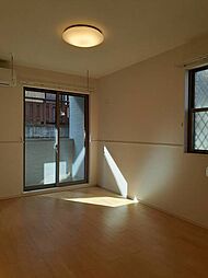 パインアベニューII 101 1階1LDKのリビング/ダイニング