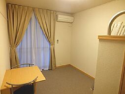 レオパレスＮｅｅｄｓ 306 3階1Kのリビング/ダイニング