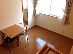 レオパレスＭＡＣＨＩＹＡ 206 2階1Kのリビング/ダイニング