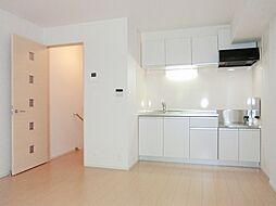 パーク　ウエスト 103 1階1LDKのリビング/ダイニング